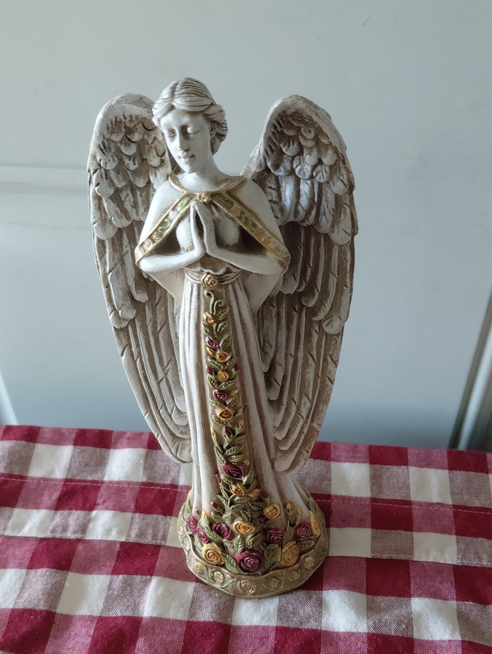 9.5 Inch  Bella Haus Praying Angel Figurine with Floral Accent - White and Gold